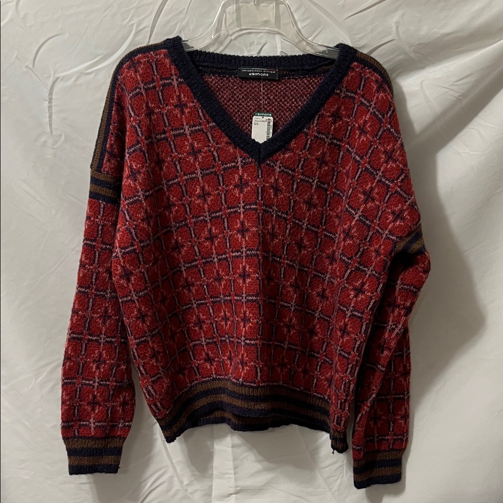 Simons Red and Black Patterned V-Neck Sweater